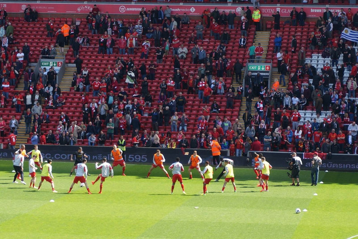 KPL赛事资讯：泪洒赛场的背后，是猫神与eStar缘分已尽