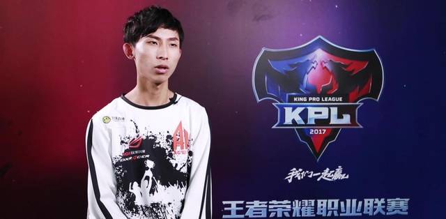 Weibo Gaming 官方： Jungler Youdang 正式离队，向传奇峡谷矛王致敬