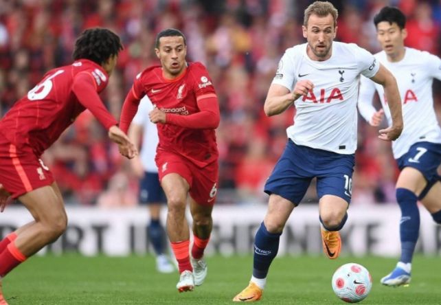 Team WE 官方消息：中单选手 FoFo 被解除合同，恢复自由球员身份