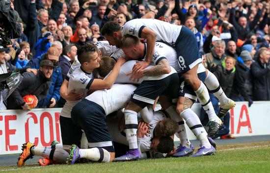 NAVI 对 The MongolZ PGL 阿斯塔纳 2025 小组赛中最受欢迎的比赛