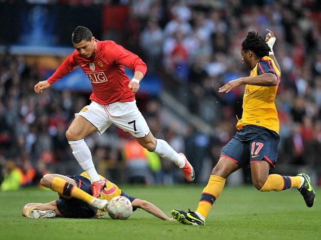 外网博主分析T1遭DDOS网络攻击原因：LCK反外挂程序被盗所导致