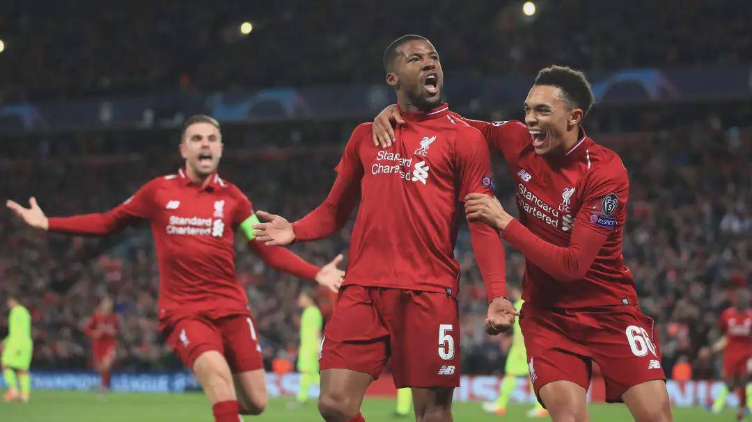 在今日OMG对阵OMG的比赛中，JackeyLove使用卢锡安达成了在LPL的第3000次助攻，是AD位第2位达成该成就的选手，恭喜JackeyLove！